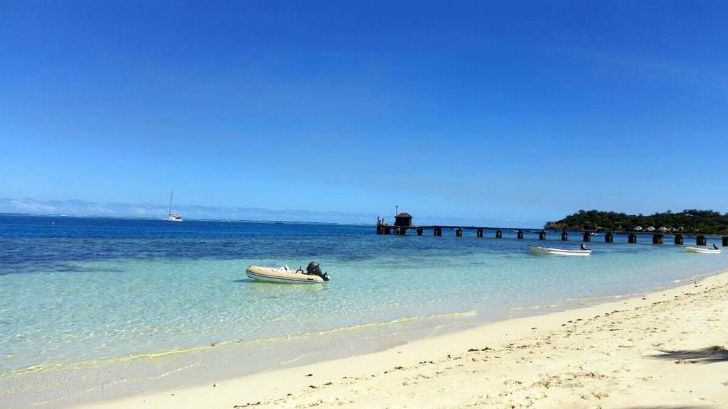 Ratu Kini Backpackers And Dive Resort Mana Island Exteriör bild